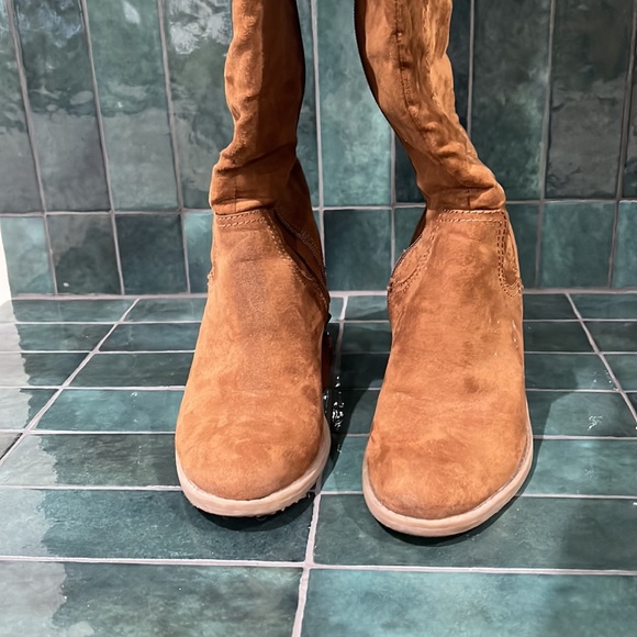 dv by Dolce Vita over the knee boots with chunky heel - Picture 4 of 5